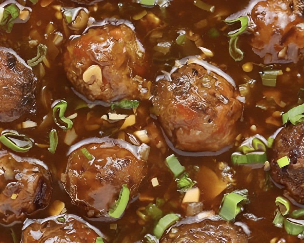 VEG MANCHURIAN (GRAVY)