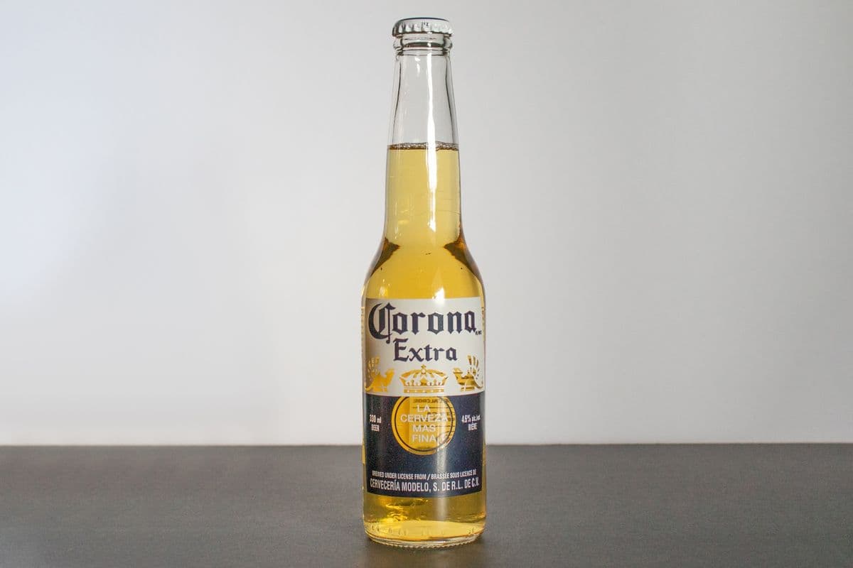 Corona (330 ml)
