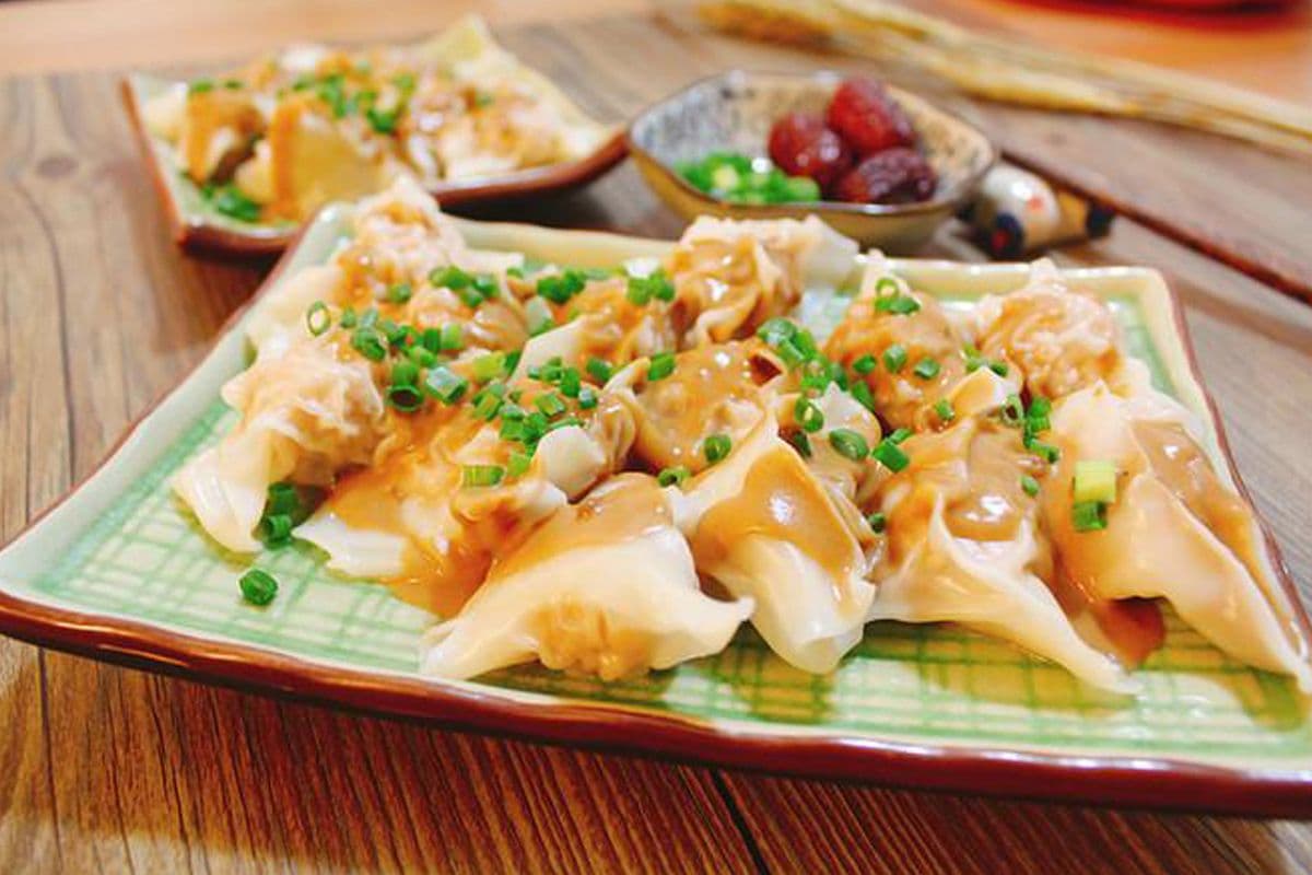 Raviolis à la Sauce Beurre d'Arachides / Peanut Butter Dumplings