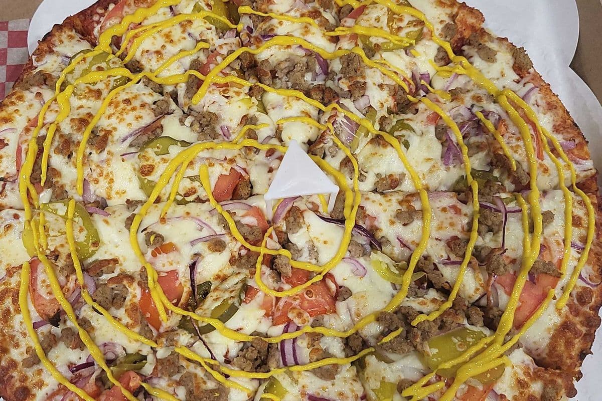 10" Cheeseburger Pizza