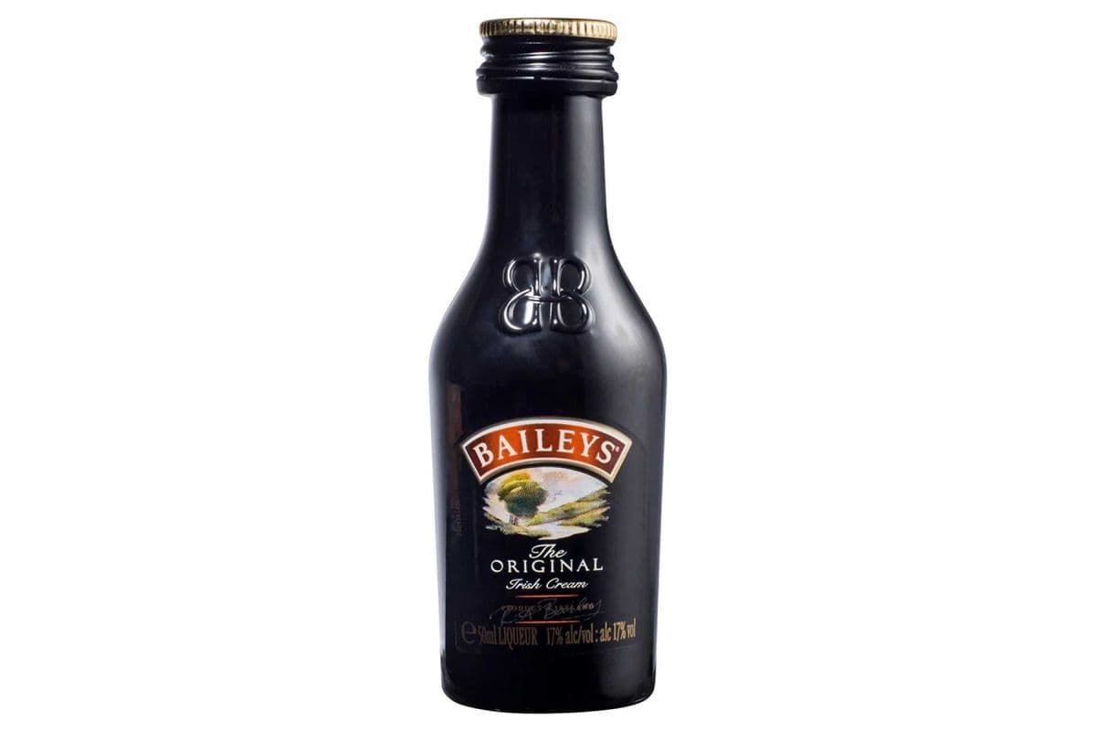 Baileys Irish Cream (2 oz Shooter) (1 x 50 mL)