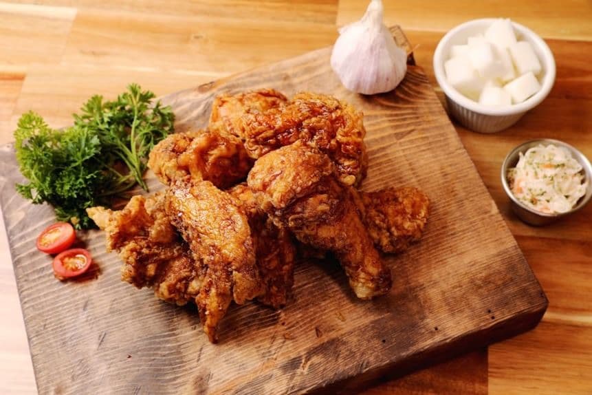 Soy Garlic Chicken / 간장마늘 치킨