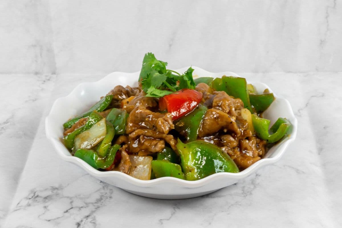D9. Stir Fry Beef with Black Pepper / 黑 椒 牛 肉