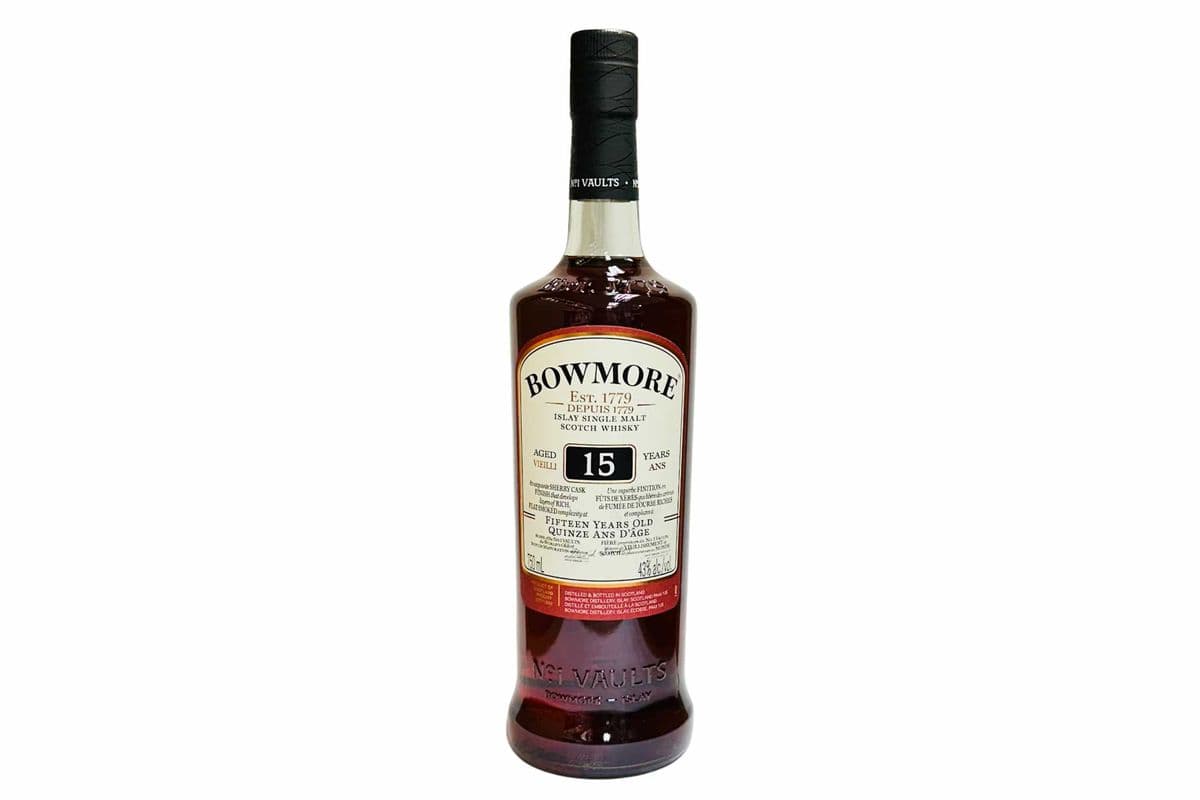Bowmore 15 Years Old Single Malt (1 x 750 ml)