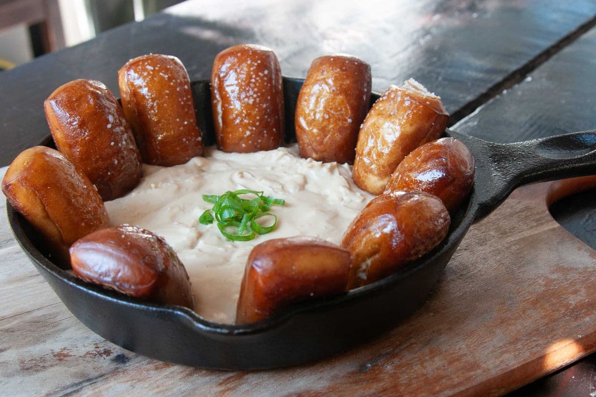 Guinness Cheese Pretzel Pan