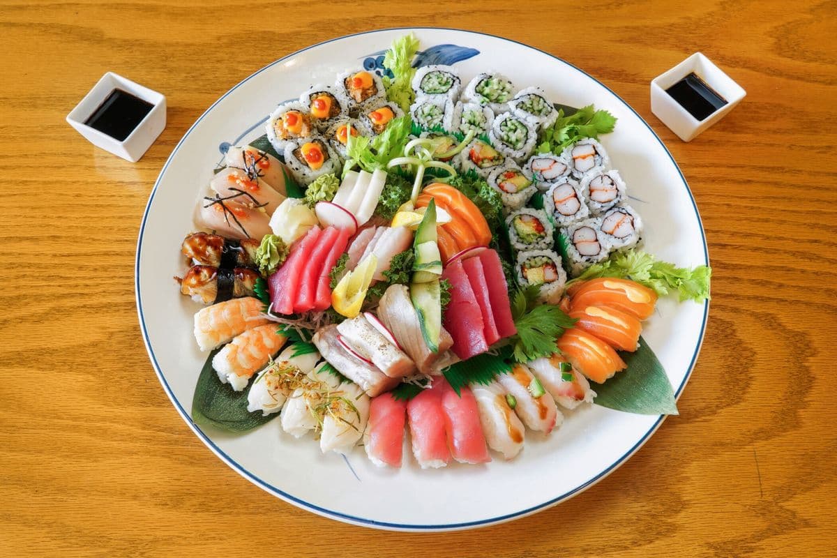 CB12. Sashimi and Sushi (사시미&스시)