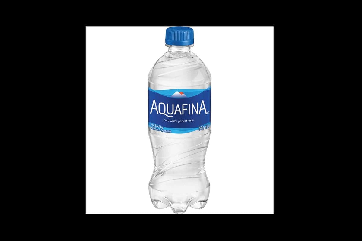 Aquafina (591 ml)
