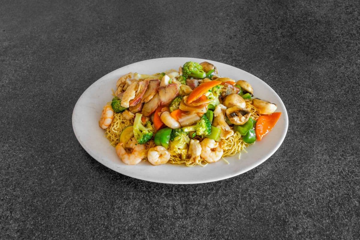84. Far East Special Chow Mein