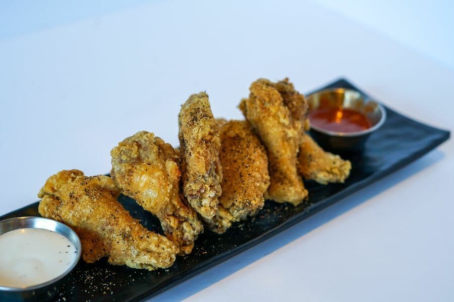 SALT AND PEPPER WINGS (CLASSIC)