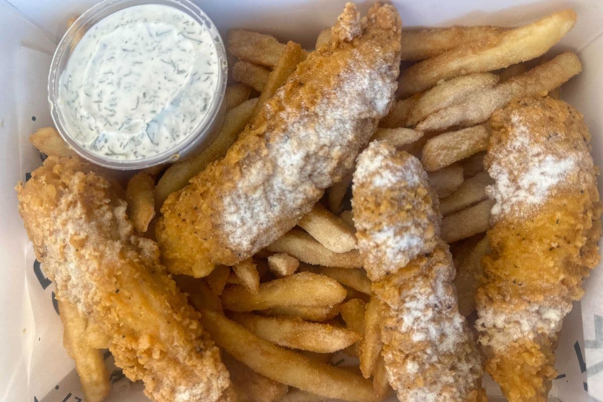 DILL PICKLE CHICKEN TENDERS & FRIES