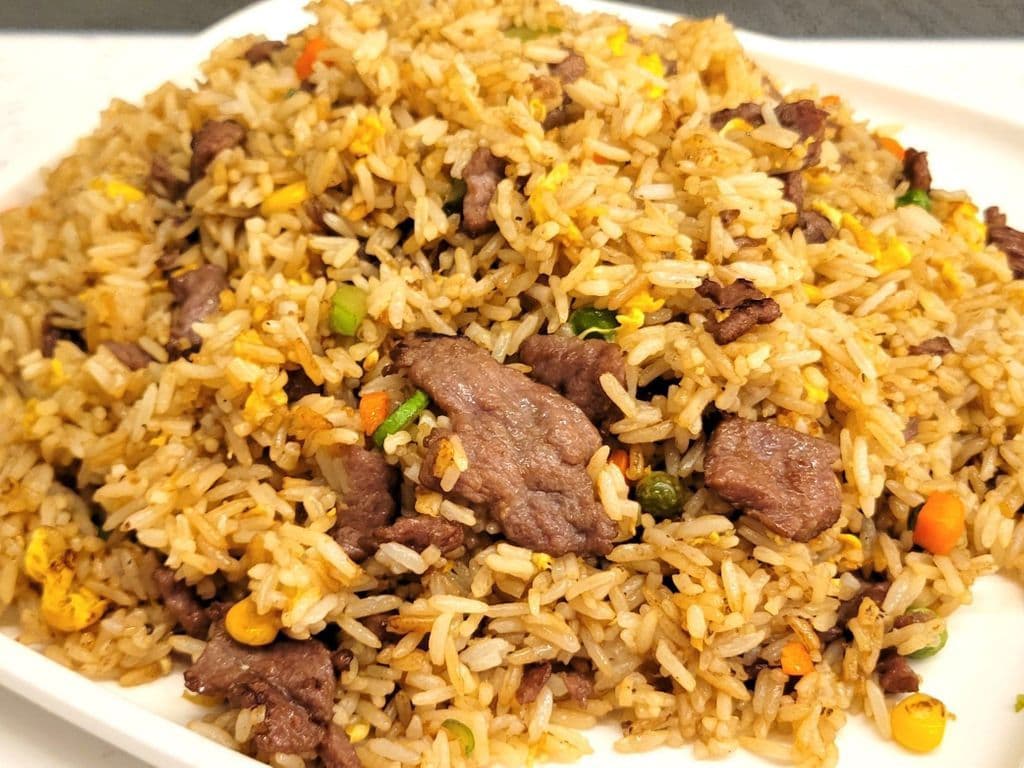 R7b Beef Fried Rice 牛炒飯