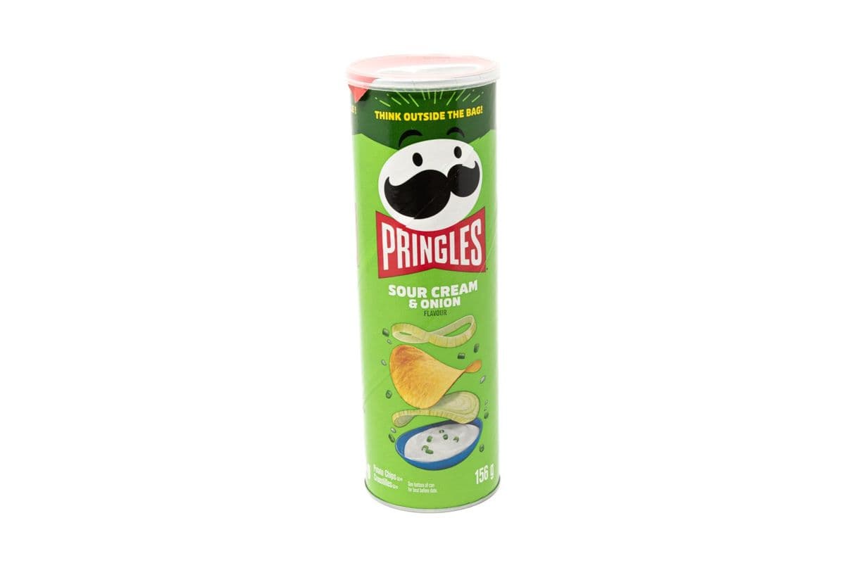 Pringles Crème sure et oignon (140-160g) / Pringles Sour Cream Onion (140-160g)