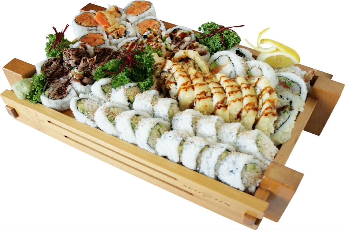 Family Roll Tray A (7 Rolls) (48 pcs)