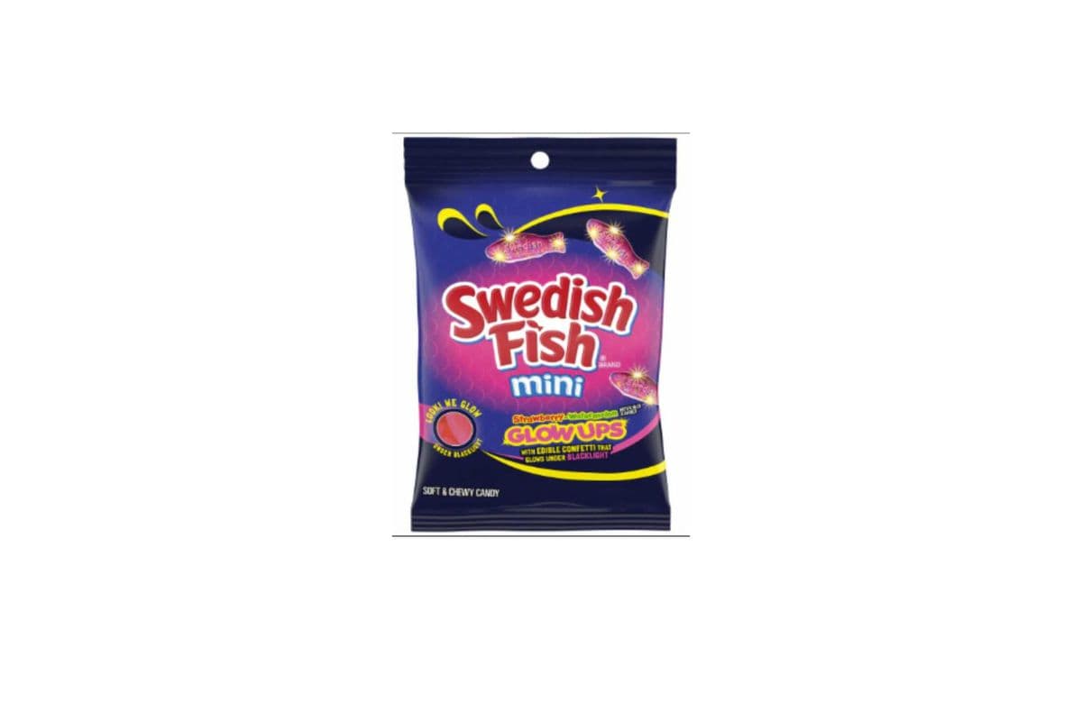 Swedish Fish Mini Glow Ups (87gm)