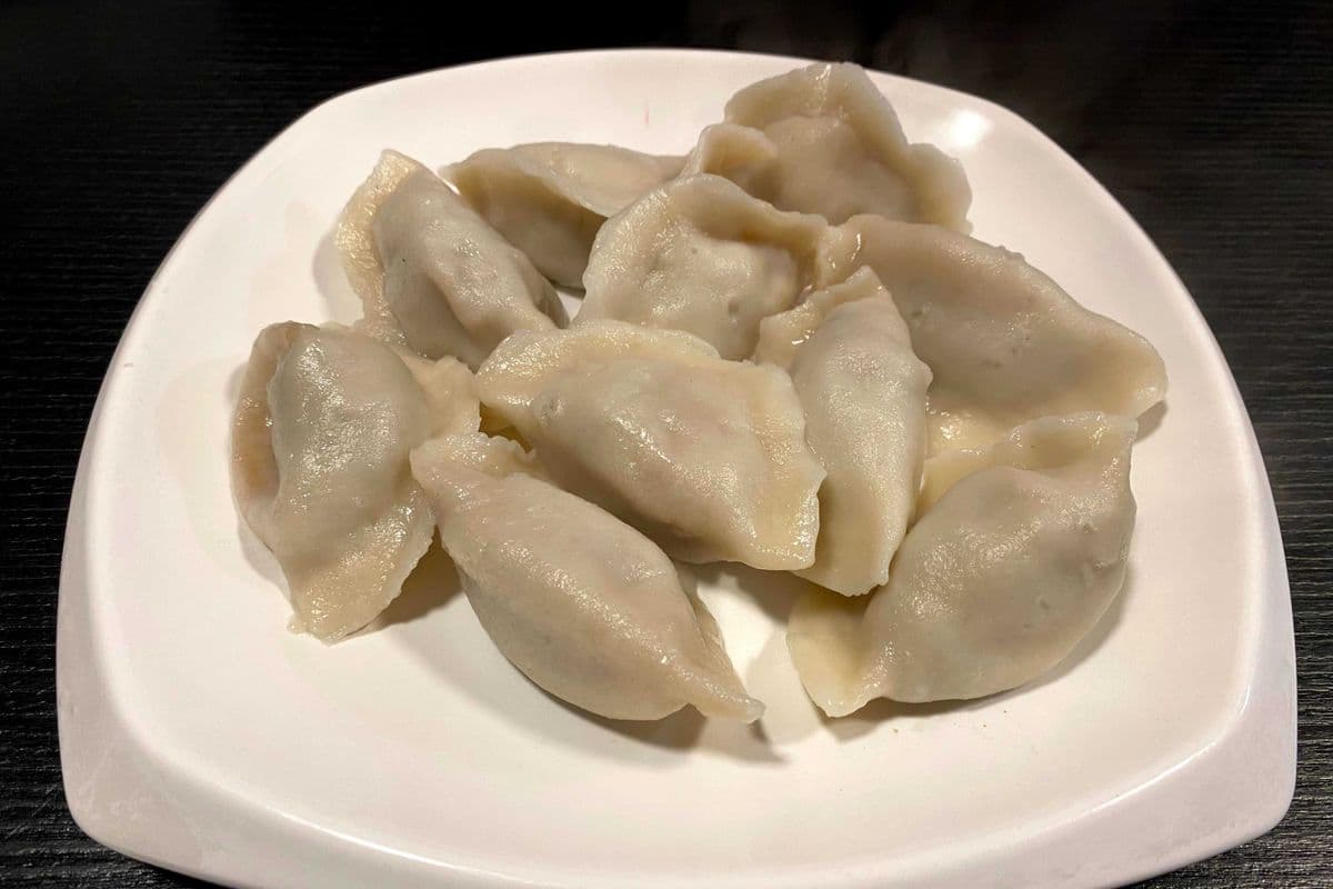 D13. Mandarin Pork Dumplings (10 pcs)