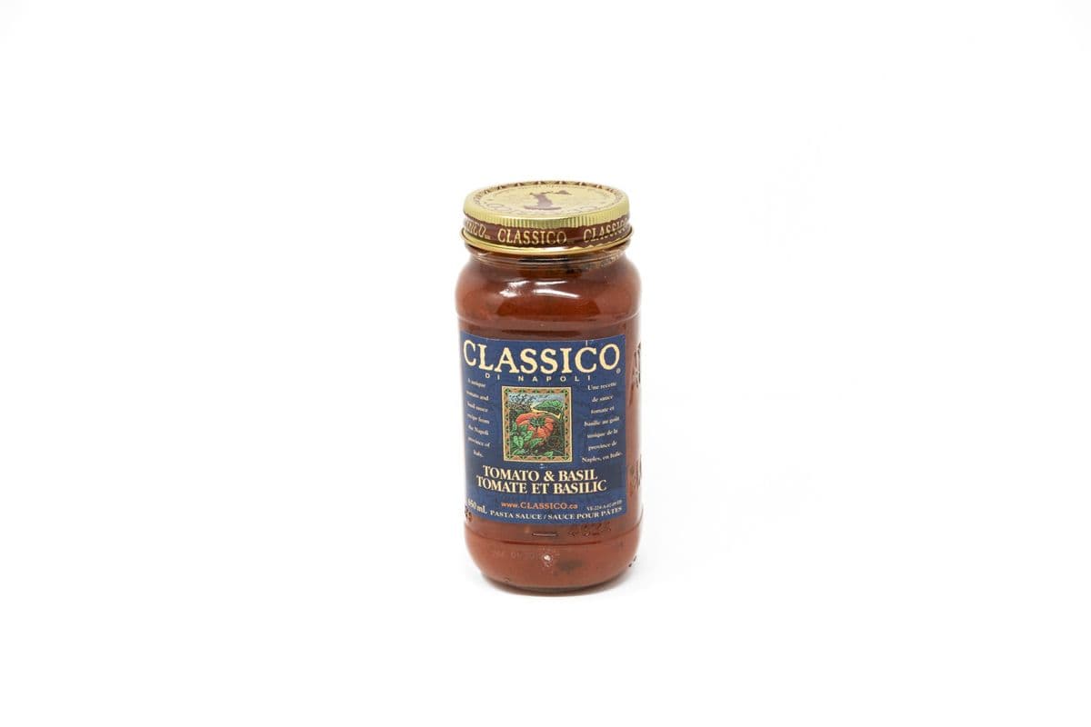 Classico Tomato & Basil Pasta Sauce (650 ml)