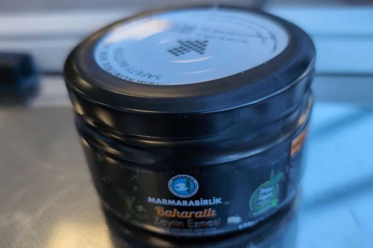 MARMARABIRLIK Baharatli ZEYTIN EZMESI Seasoned Black Olive Paste 175g