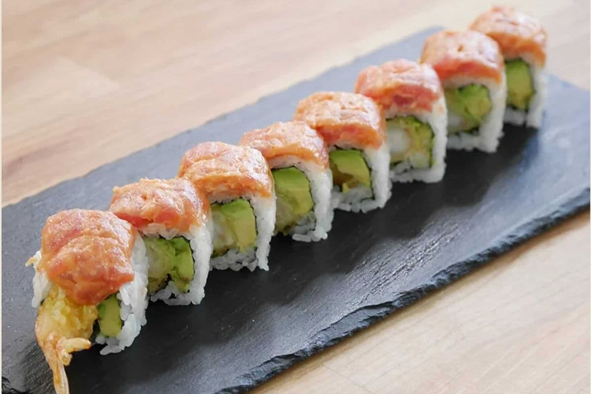 Red Dragon Roll (8 pcs)