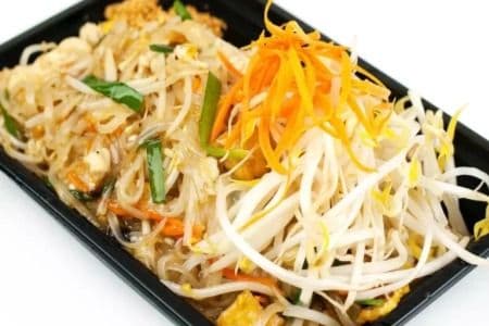 34. chicken pad Thai (spicy)