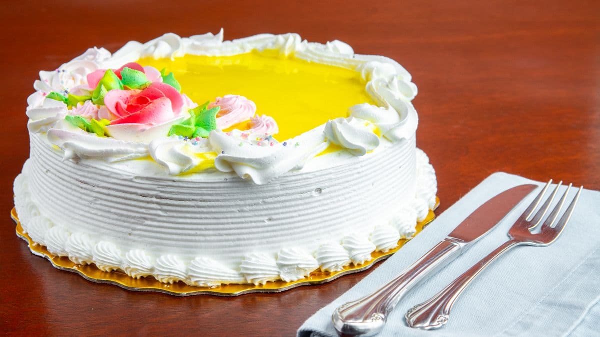 9" Pineapple Cake