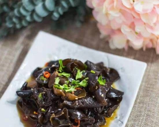 Vinegar Marinated Fungus / 老醋木耳