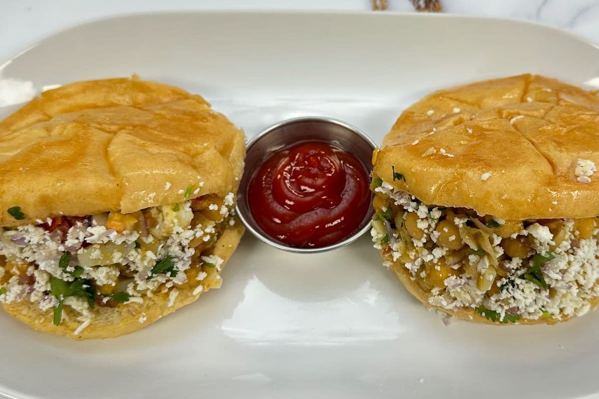 STUFFED KULCHA CHANNA (2 PCS) NEW ITEMS