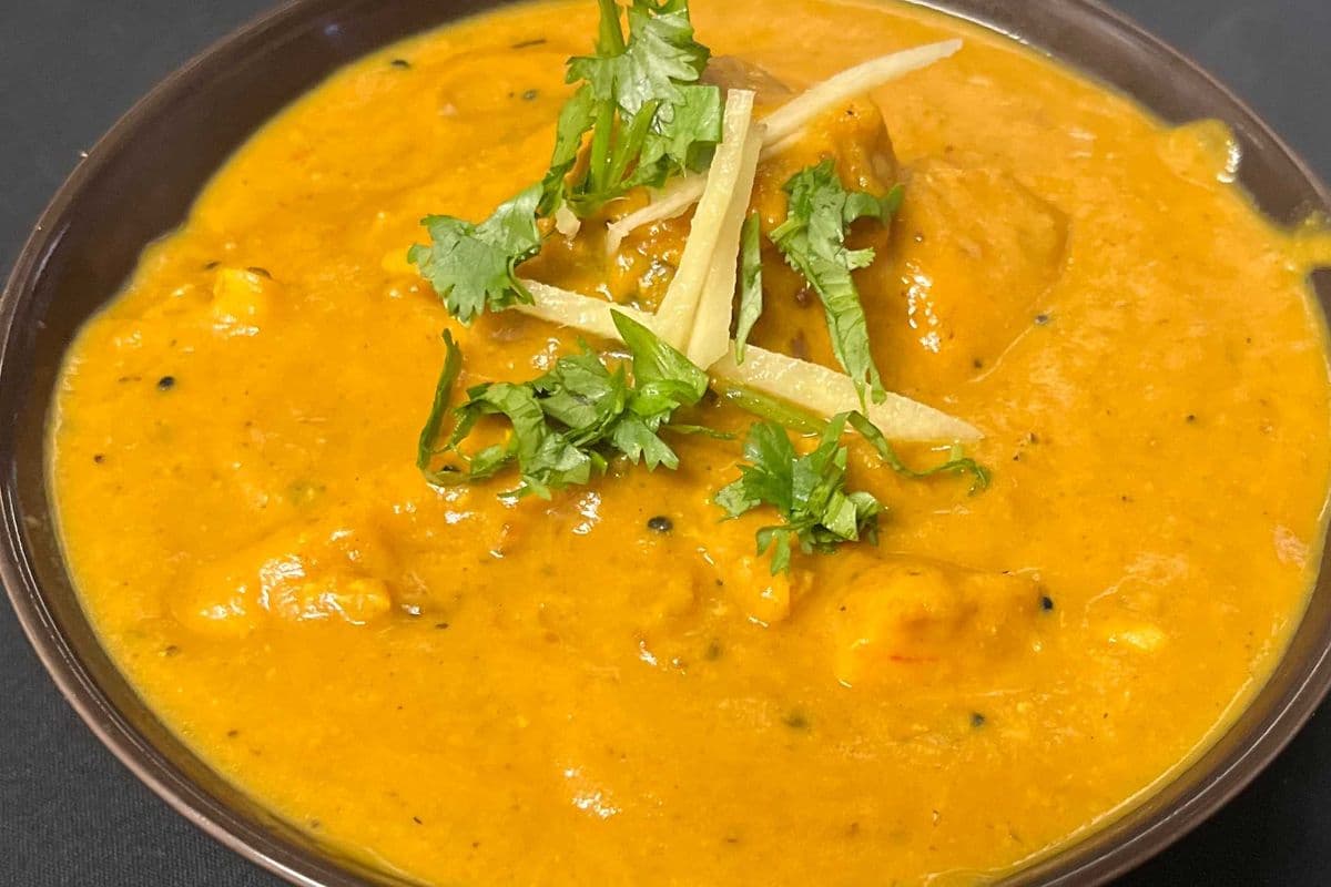 Chicken in Mango Curry