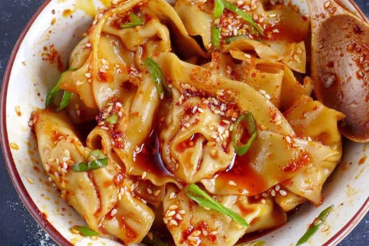 Szechuan Peanut Dumplings (8 pcs)