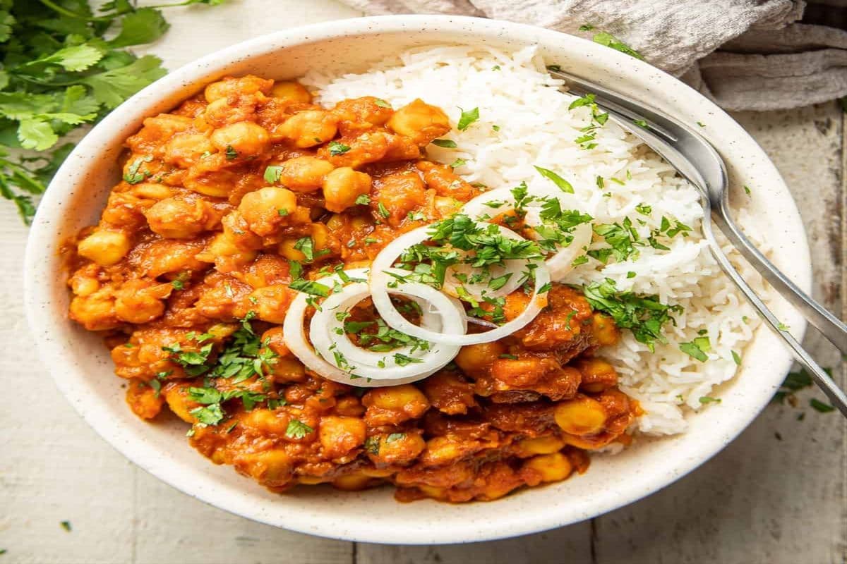 Chole Chawal (Chana on Rice)