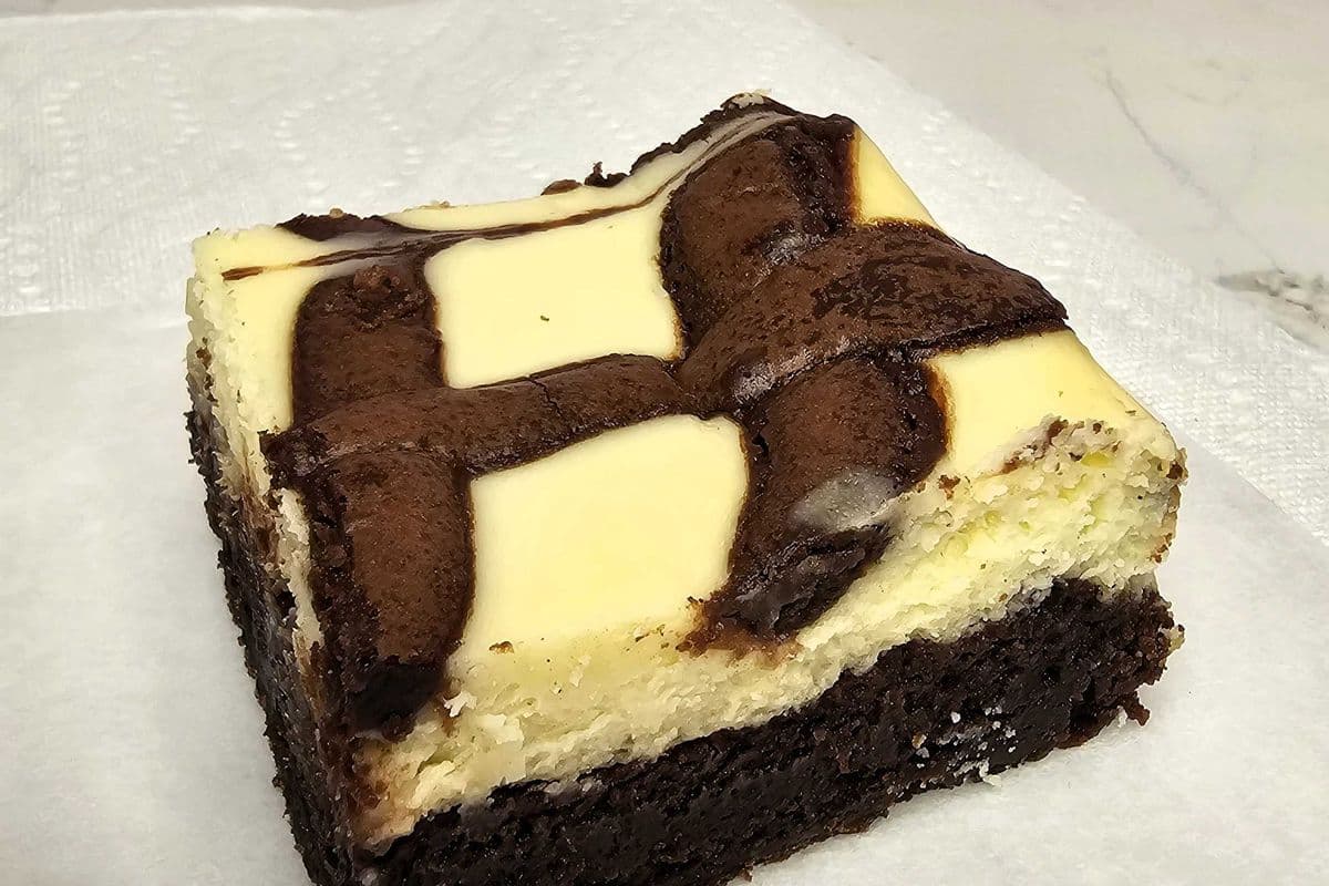 Mini Brownie Cheesecake Bliss 🍫🍰