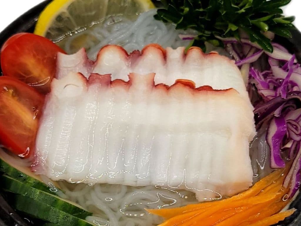 Tako Snomono