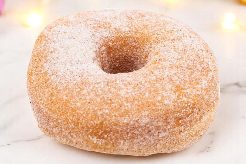 DONUT - CINNAMON SUGAR