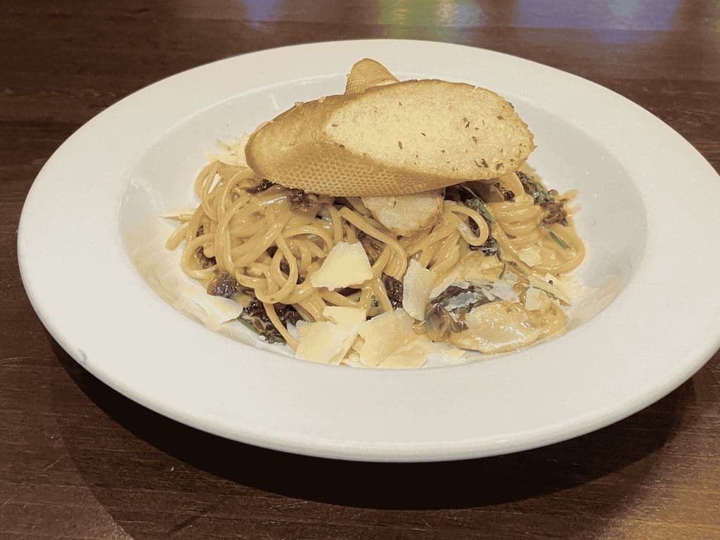 Tuscan Chicken Linguine