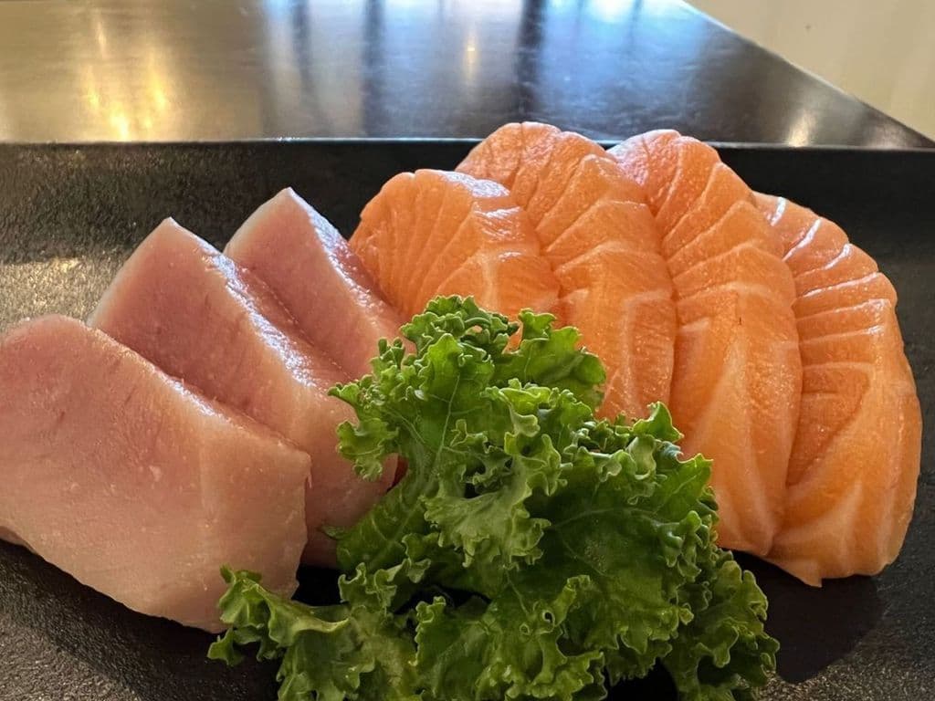 Tuna & Salmon Sashimi(7pcs)