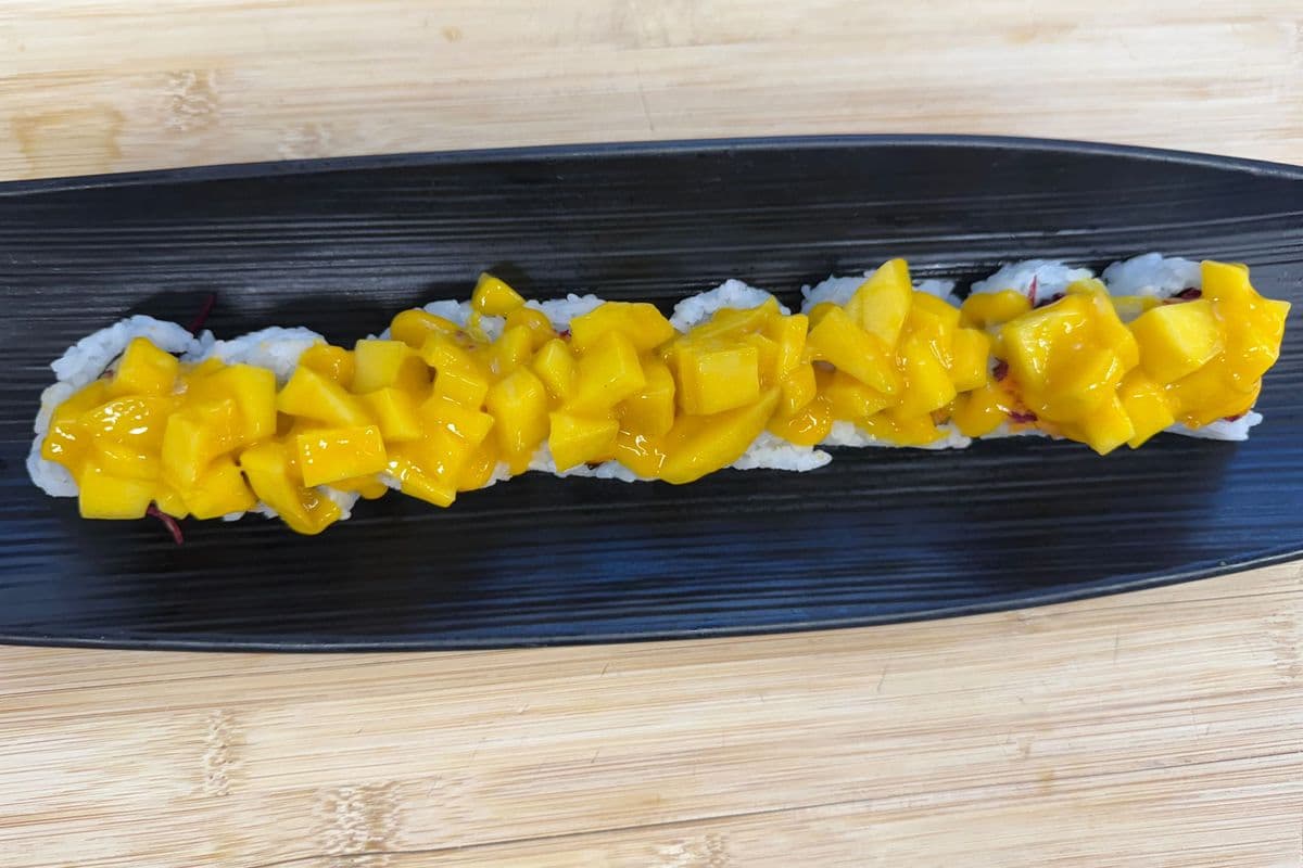 Lady Mango Roll