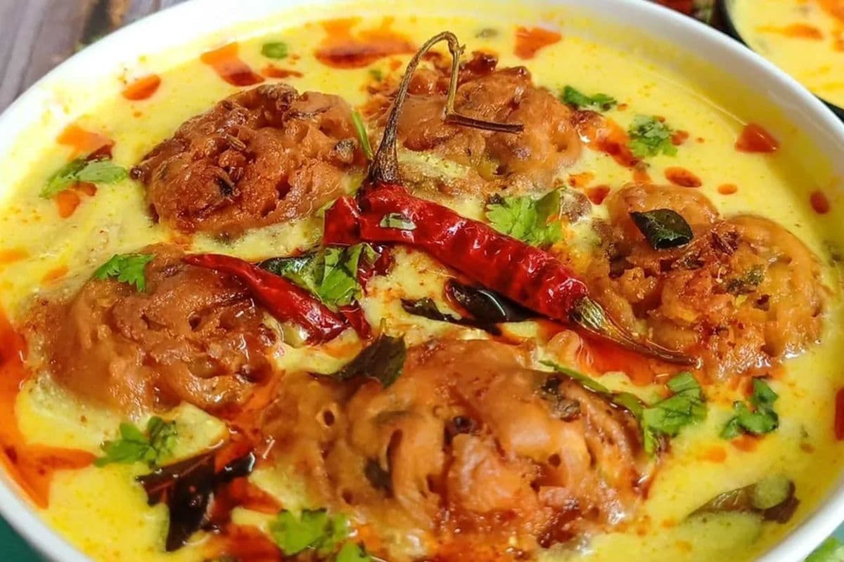 Kadhi Pakoda