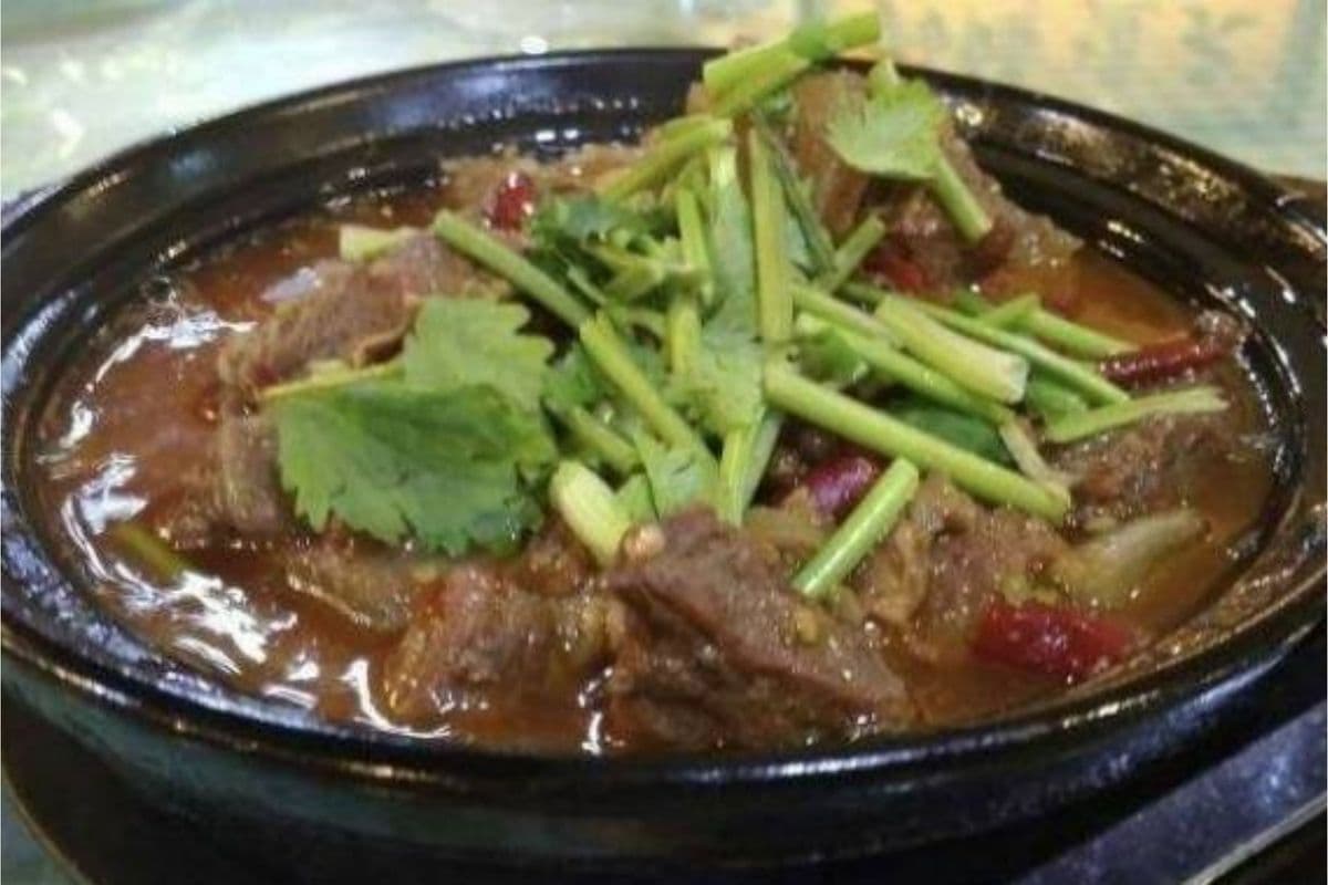 Braised Beef / 砂锅牛肉