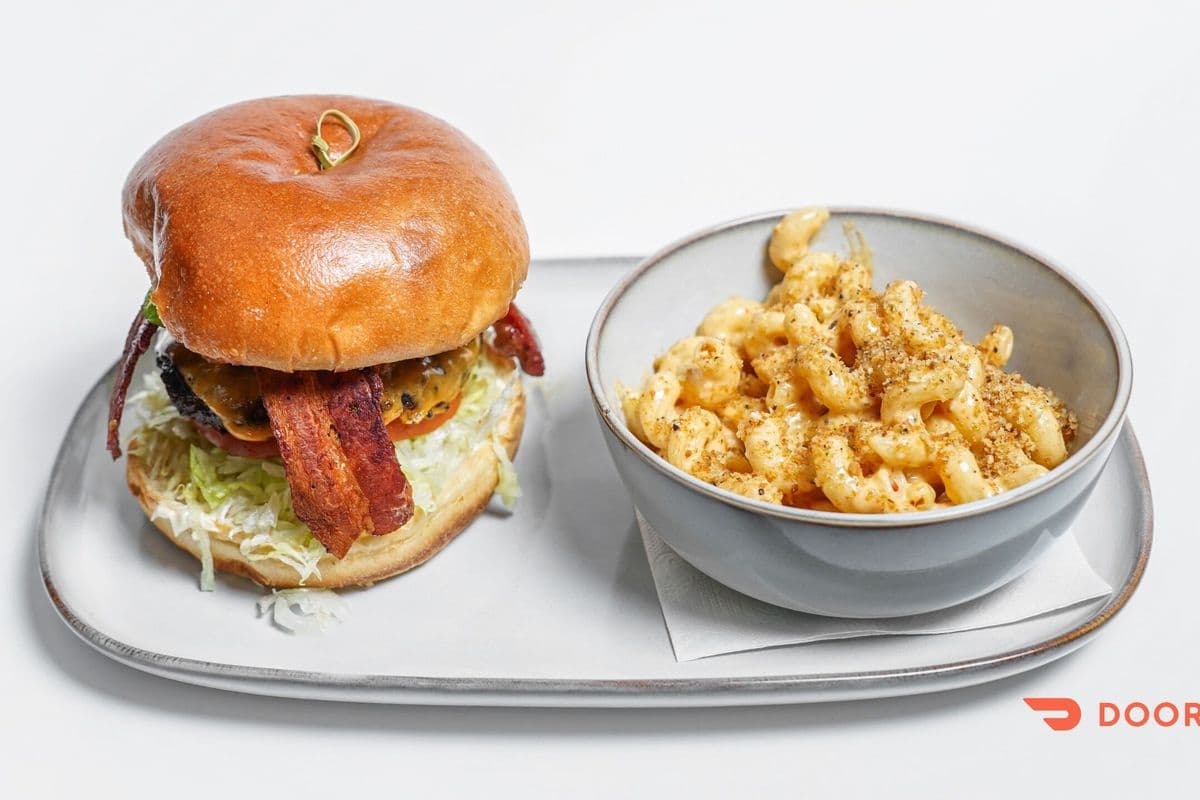 Maple Bacon Popper Burger