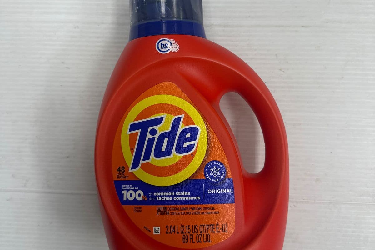 Tide Detergent Original (2.04L)