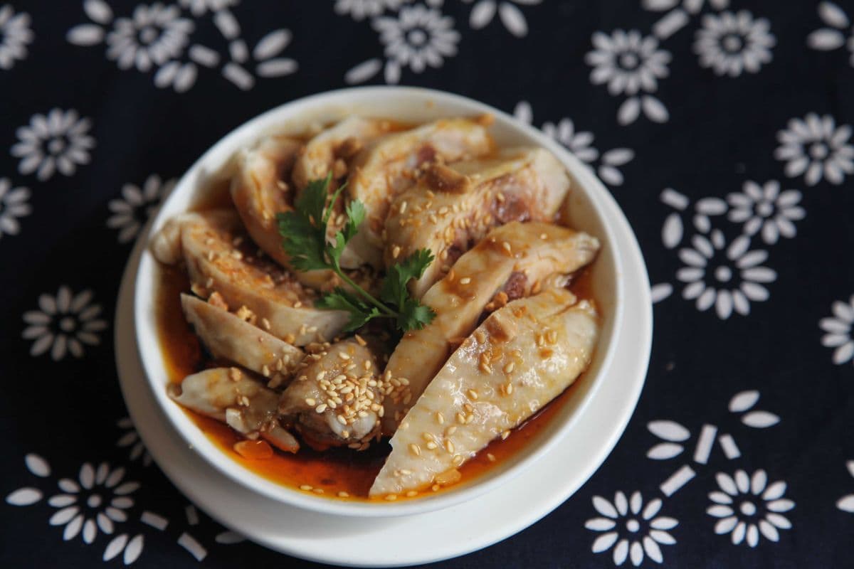 Y5. Chicken Legs in Chili Sauce ( L )
