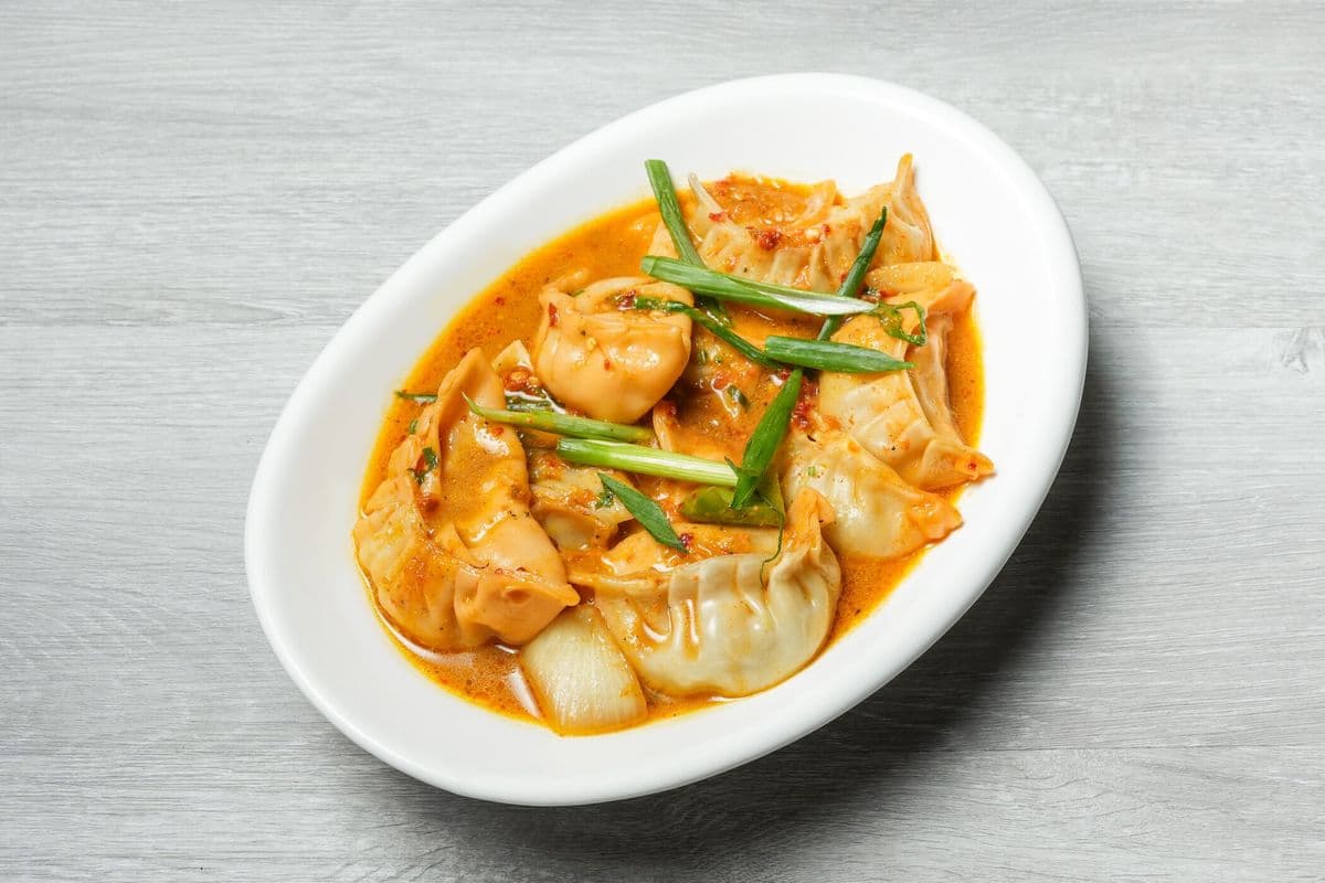 Chicken Momo with Gravy