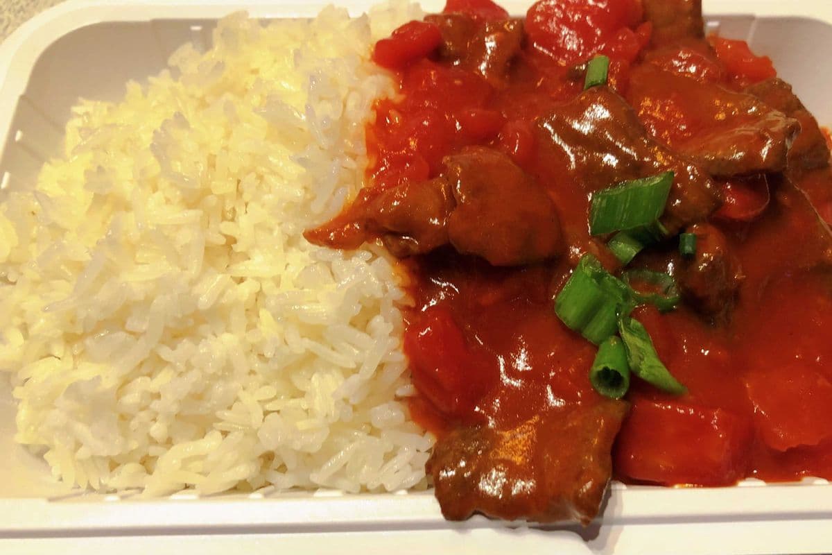 Stir-Beef with Tomatoes on Rice 西红柿牛柳饭