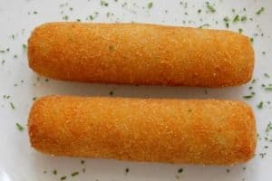 Chicken Croquettes (2 pcs)