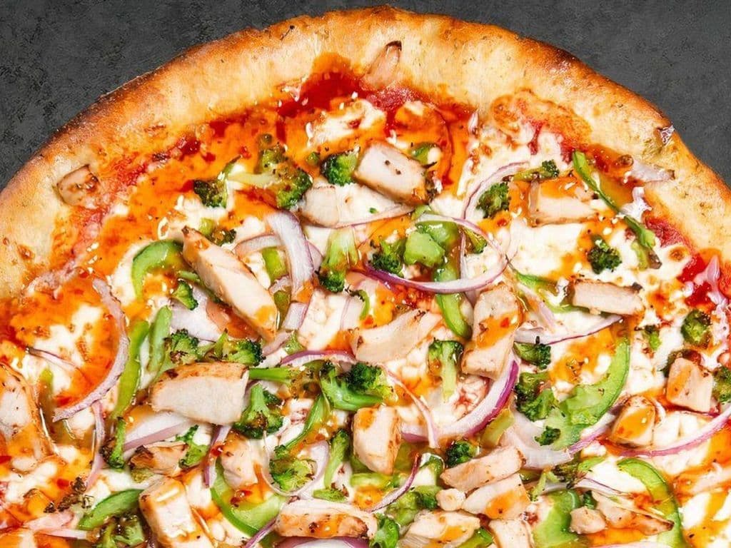 Pizza Poulet Thai Épicée