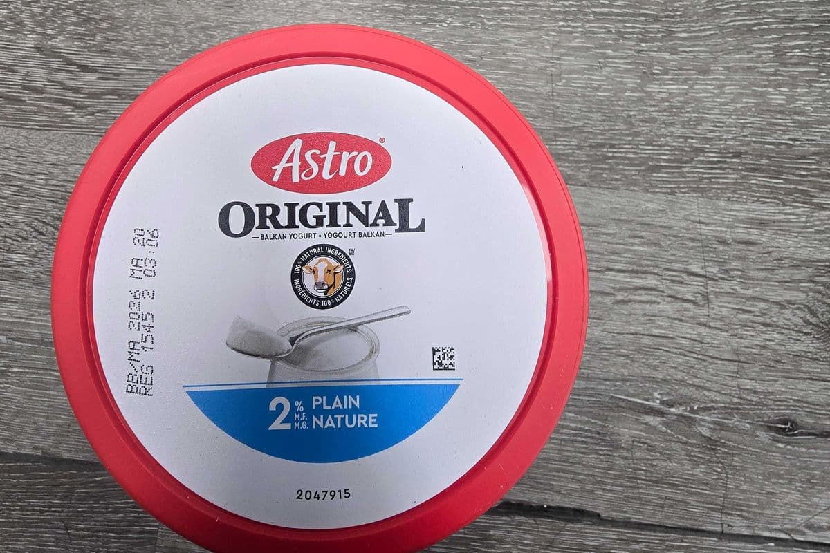 Astro Original Balkan Style Plain Yogurt 2% (750 g) (750g)