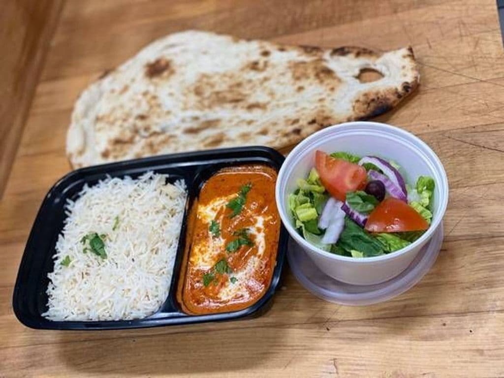 Combo Plate - Basmati Rice, Naan, Salad, Choice of Shahi Paneer, Curry or Butter Chicken (BOGO)