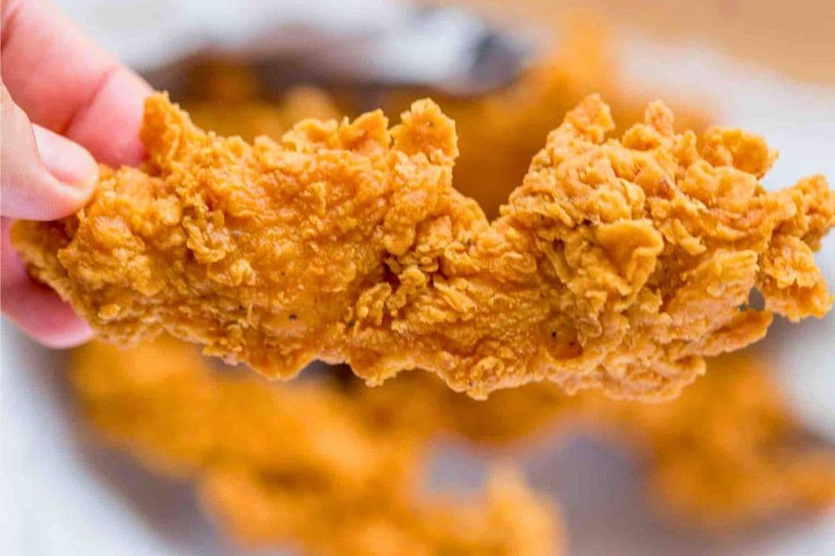 CHICKEN STRIPS - 3 PIECES