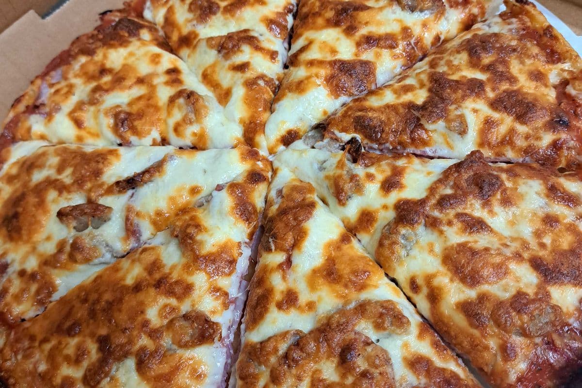 12" Traditional Meat Lovers Pizza