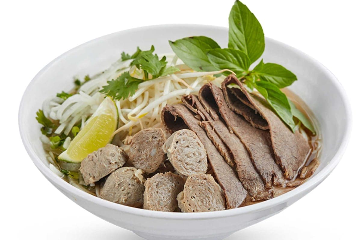P04. Phở au flanchet et aux boulettes de bœuf | Flank & Beef Meatball Pho | Phở nạm bò viên