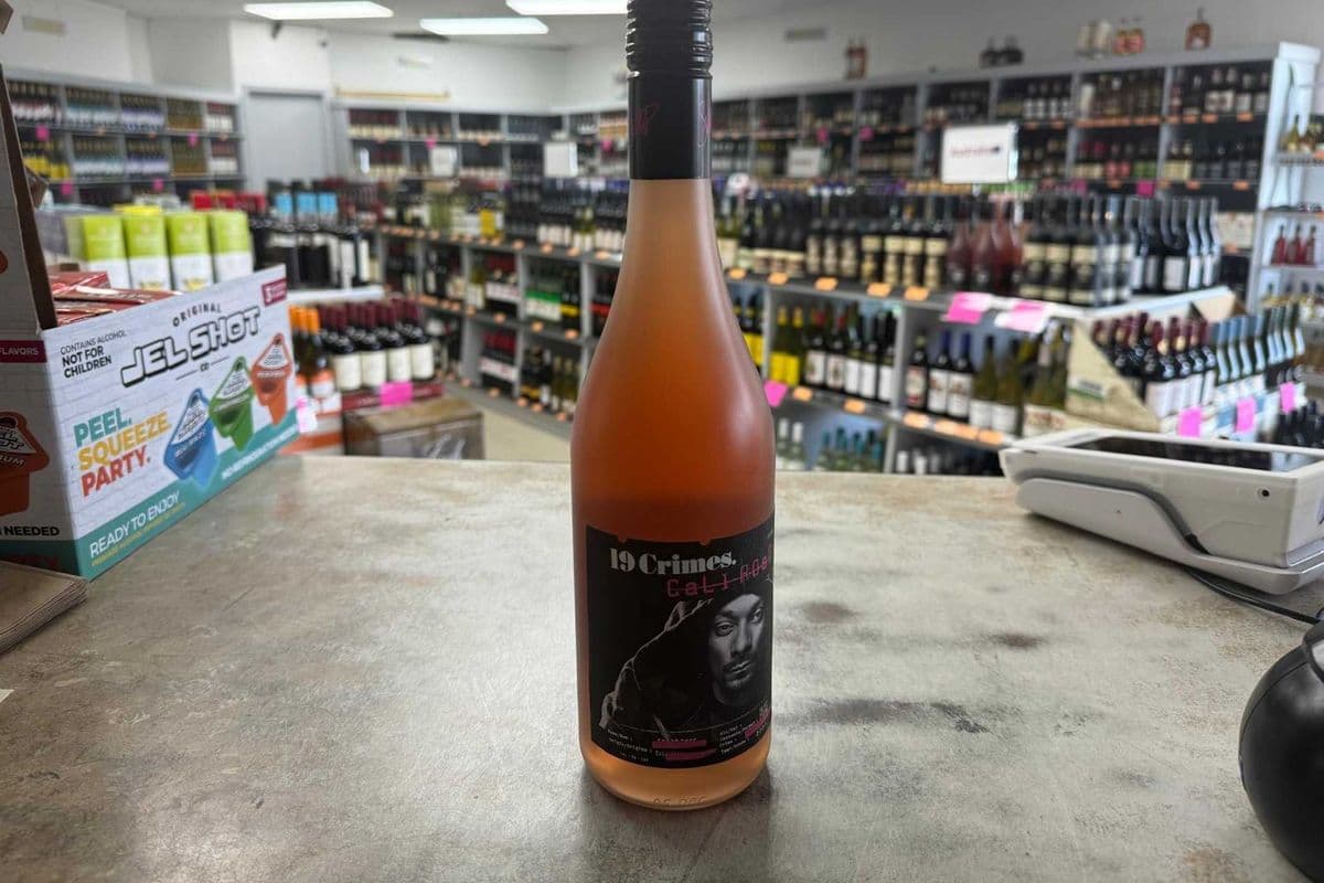 19 CRIMES CALI ROSE 750 ML (1 x 750 ML)